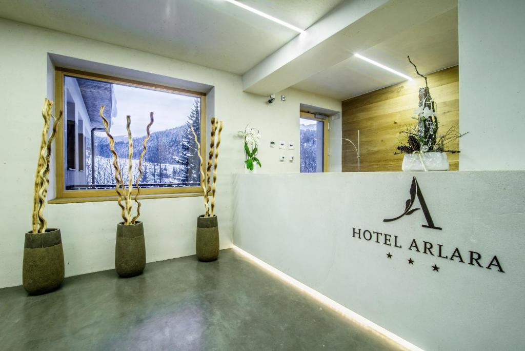 Hotel Arlara Corvara In Badia Luaran gambar